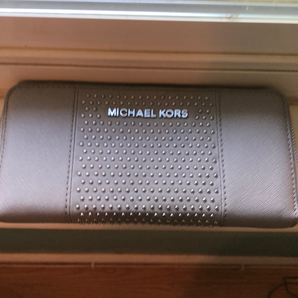 Michael Kors wallet